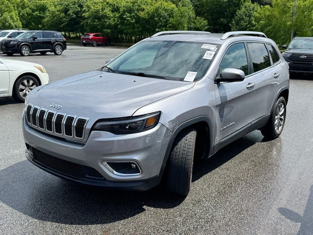 2019 Jeep Cherokee — side profile view