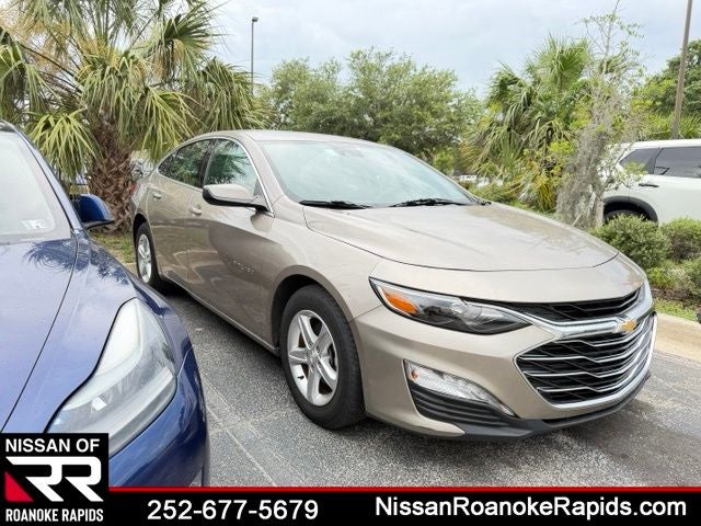 2023 Chevrolet Malibu LT 1LT in Mineral Gray Metallic — front three-quarter view