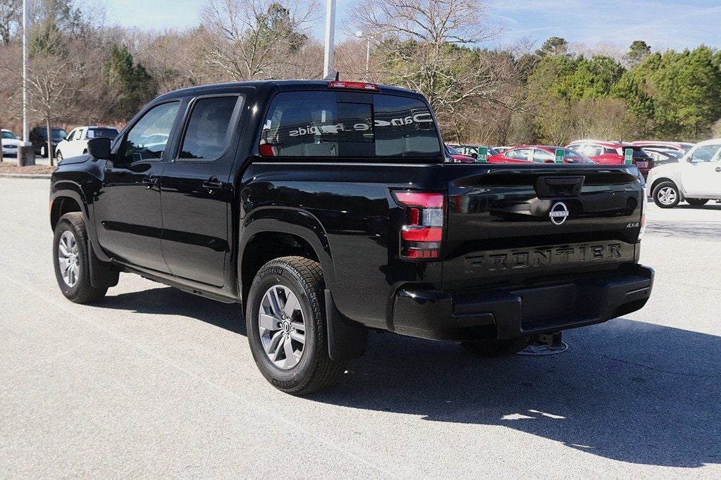 2026 Nissan Frontier — detail view