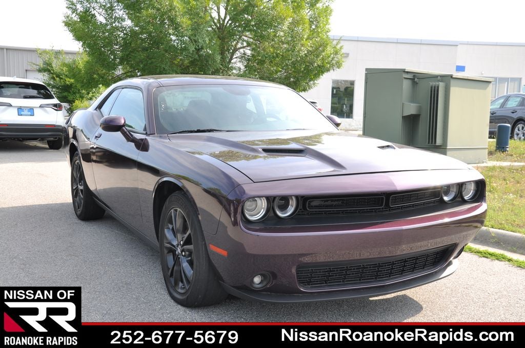 2022 Dodge Challenger SXT in Hellraisin — front three-quarter view